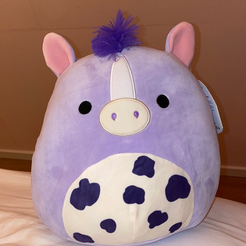 Meadow squishmallow